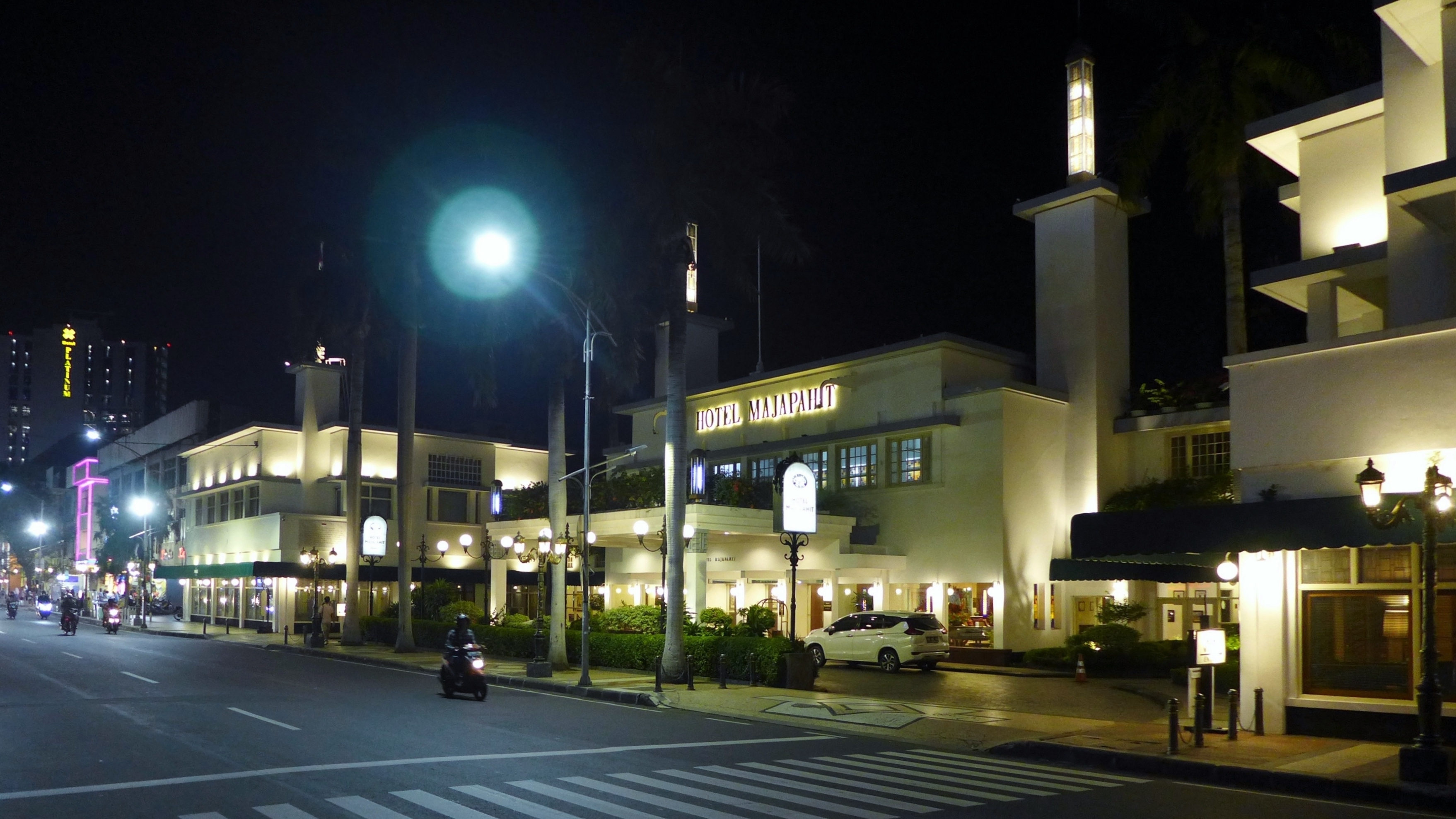 Majapahit Hotel